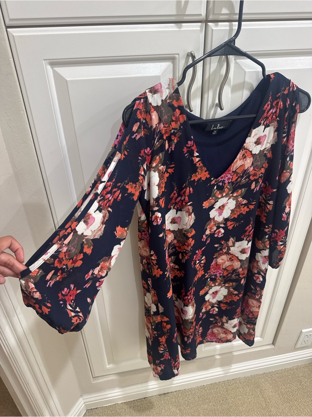 Lulu's Navy Floral V-Neck Long Sleeve Dress with Split Sleeves